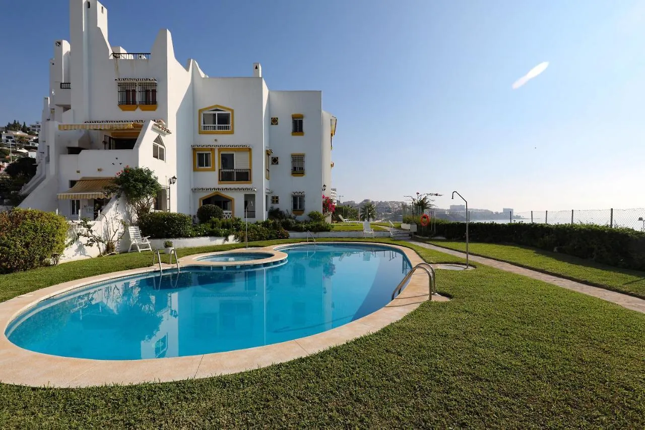 082 - Stunning Sea Views Beachfront Apartment Benalmádena España